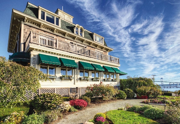 Gallery - Club Wyndham Bay Voyage Inn