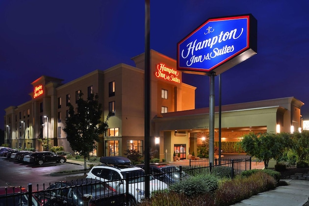 Gallery - Hampton Inn & Suites Tacoma-Mall