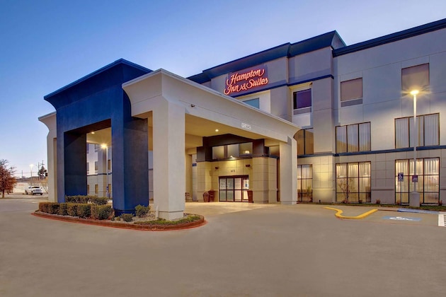 Gallery - Hampton Inn & Suites Borger