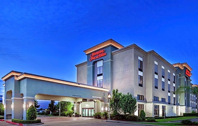 Gallery - Hampton Inn & Suites Houston League City