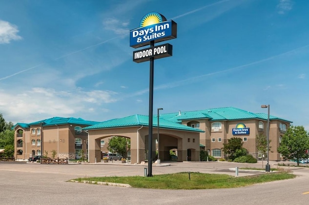 Gallery - Days Inn & Suites By Wyndham Brandon