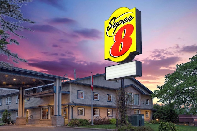 Gallery - Super 8 By Wyndham Sault Ste Marie On