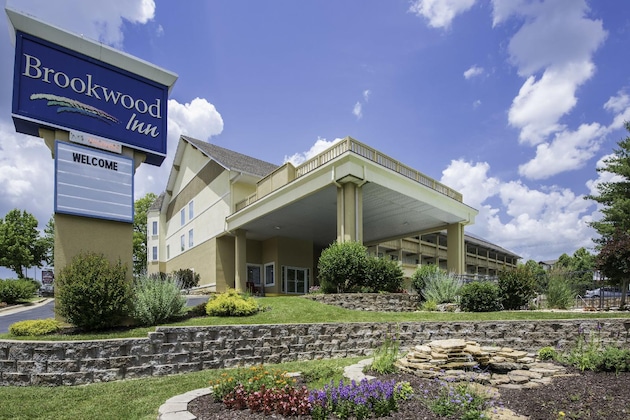 Gallery - Brookwood Inn