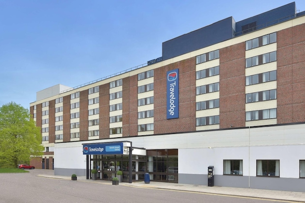Gallery - Travelodge Gatwick Airport Central