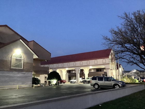 Gallery - Red Roof Inn Amarillo West