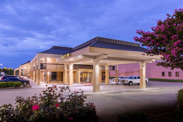 Gallery - Quality Inn At Arlington Highlands