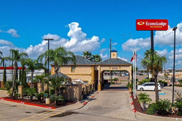 Gallery - Econo Lodge & Suites