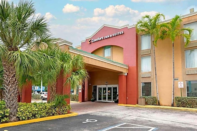 Gallery - Comfort Inn & Suites Fort Lauderdale West Turnpike