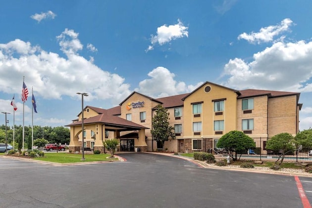 Gallery - Comfort Inn & Suites Mansfield