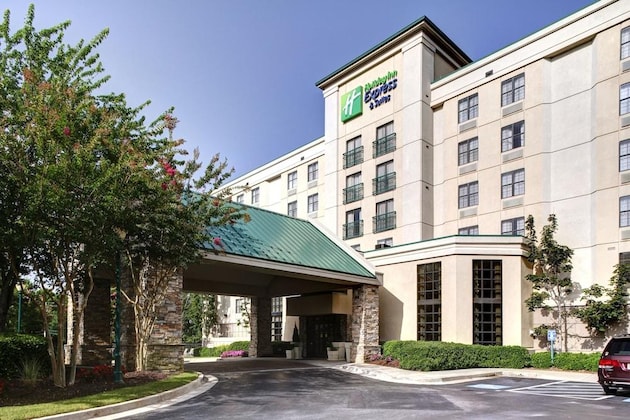 Gallery - Holiday Inn Express & Suites Atlanta Buckhead, An Ihg Hotel