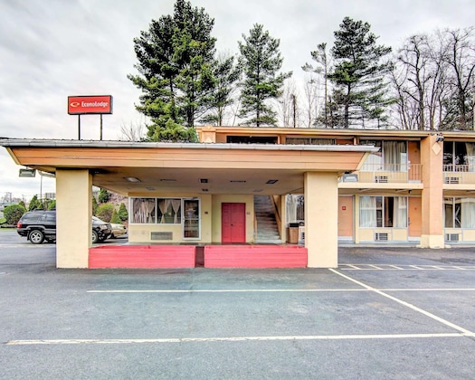 Gallery - Econo Lodge Wytheville I-77 & I-81