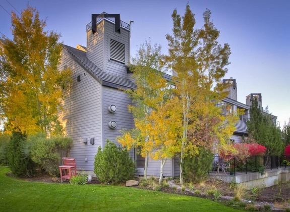 Gallery - Pine Ridge Inn
