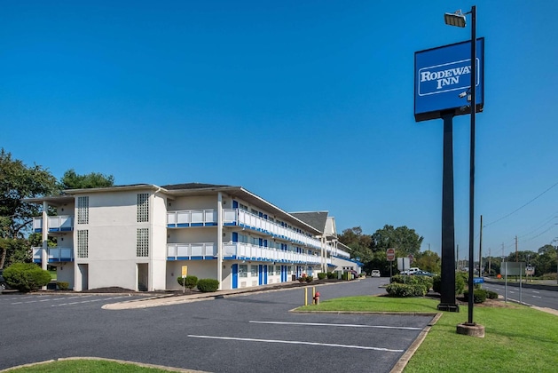 Gallery - Rodeway Inn
