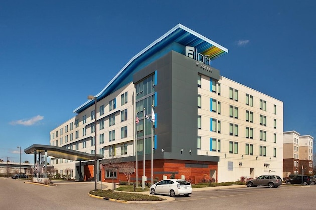 Gallery - Aloft Chesapeake