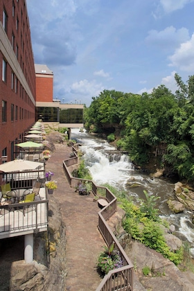 Gallery - Sheraton Suites Akron Cuyahoga Falls