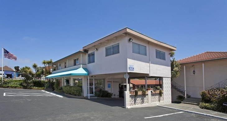 Gallery - El Camino Inn