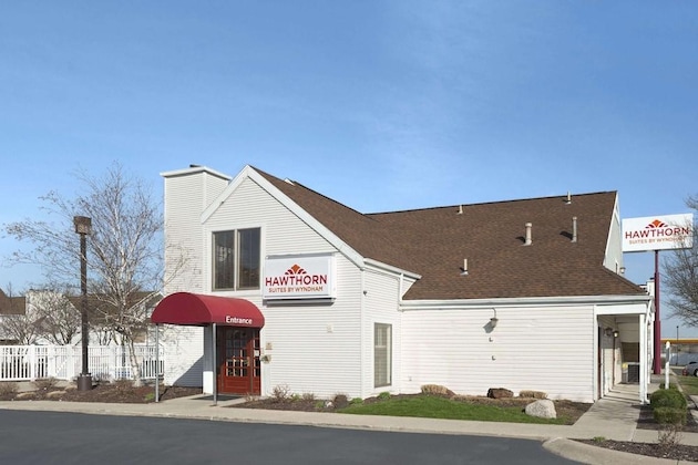 Gallery - Hawthorn Extended Stay By Wyndham Fort Wayne