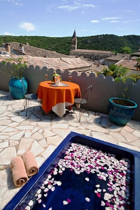 Gallery - Hostellerie Le Castellas
