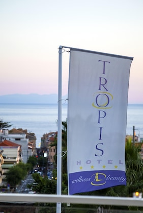 Gallery - Tropis Hotel