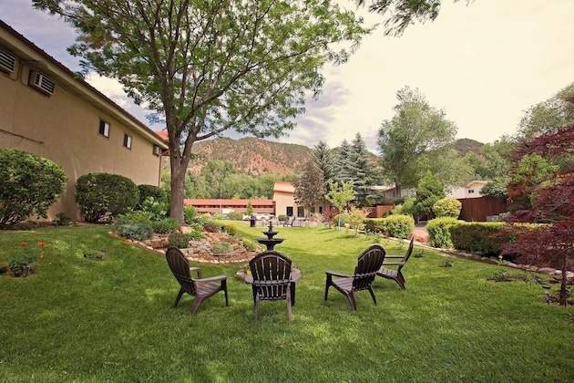 Gallery - Glenwood Springs Cedar Lodge