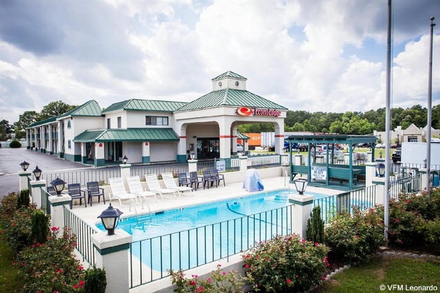 Gallery - Econo Lodge Goose Creek