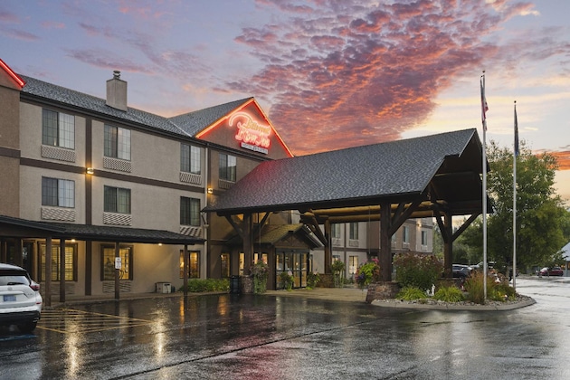 Gallery - Bitterroot River Inn & Conference Center