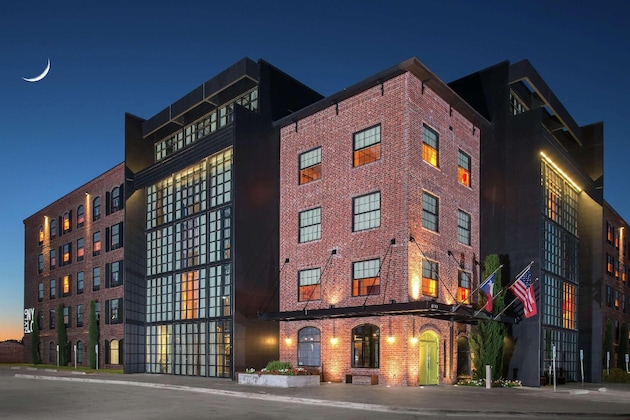 Gallery - Nylo Las Colinas Hotel, Tapestry Collection By Hilton