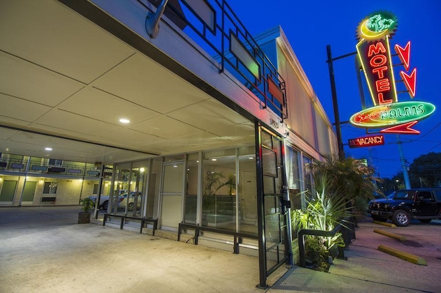 Gallery - Crescent Palms Motel