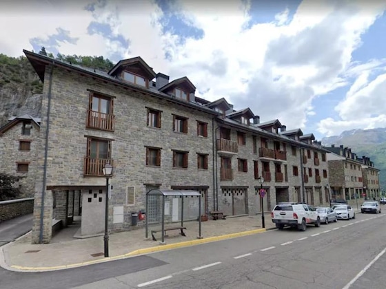 Gallery - Apartamentos Escarrilla Suites 3000