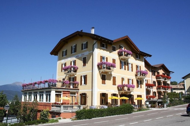 Gallery - Stella Delle Alpi