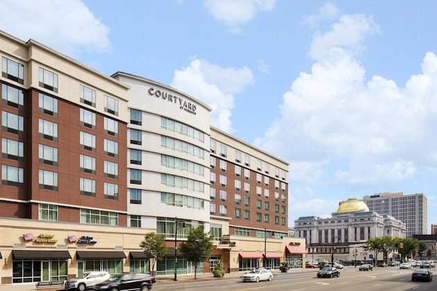 Gallery - Courtyard By Marriott Newark Downtown