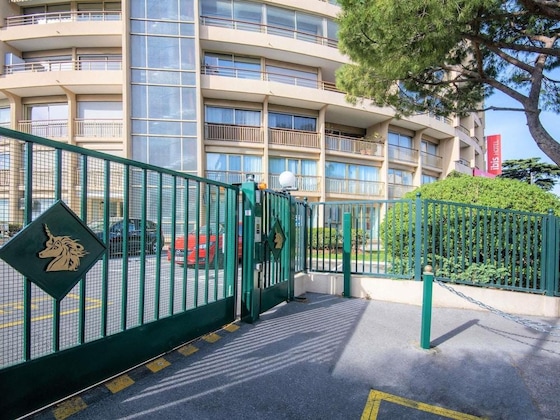 Gallery - Ibis Cannes Plage La Bocca