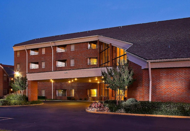 Gallery - Sonesta Simply Suites Memphis East Poplar Pike