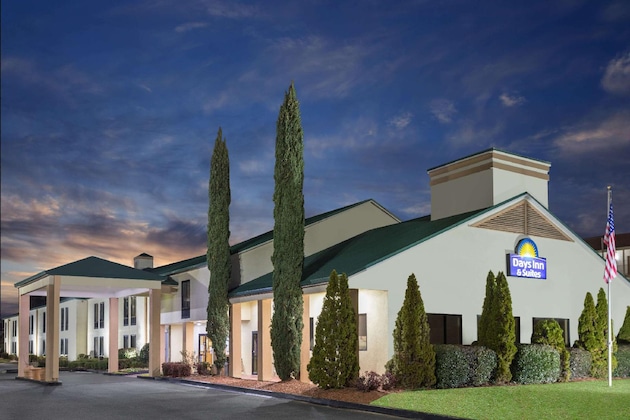 Gallery - Days Inn & Suites By Wyndham Norcross