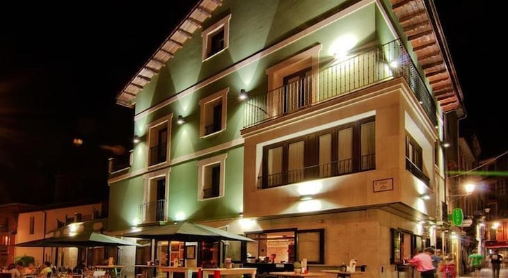 Gallery - León Center Rooms