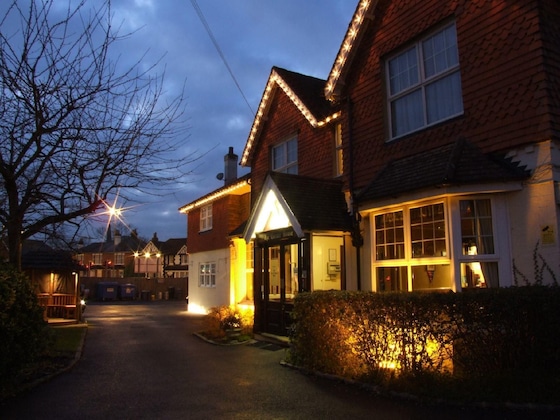 Gallery - The Corner House Hotel Gatwick