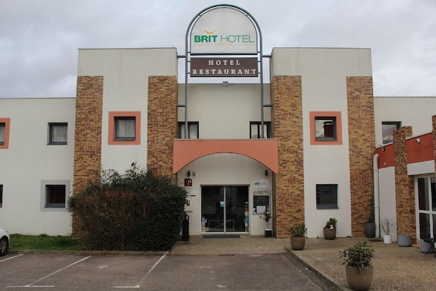 Gallery - Brit Hotel La Bonne Etape