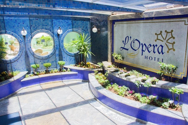 Gallery - L'opera Hotel