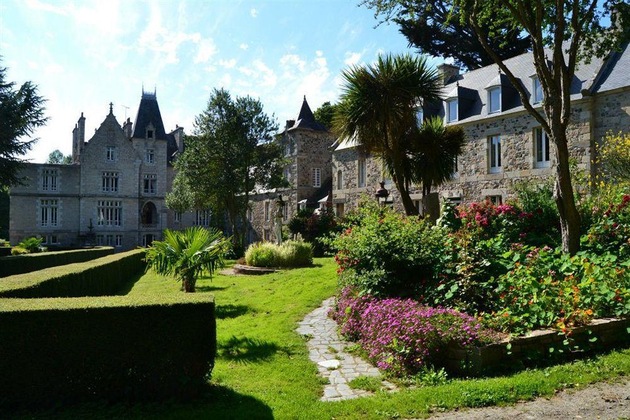 Gallery - Chateau Du Val