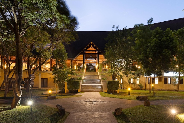 Gallery - Occidental Paradise Dambulla