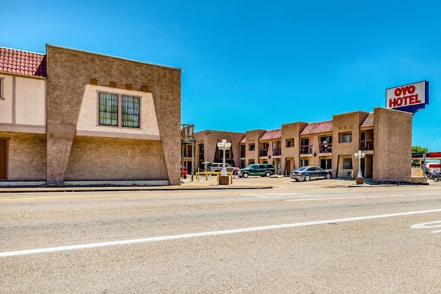 Gallery - Oyo Hotel Groesbeck