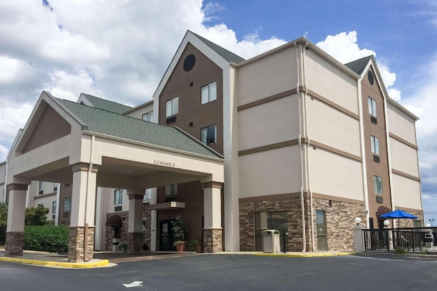 Gallery - Comfort Suites Johnson City