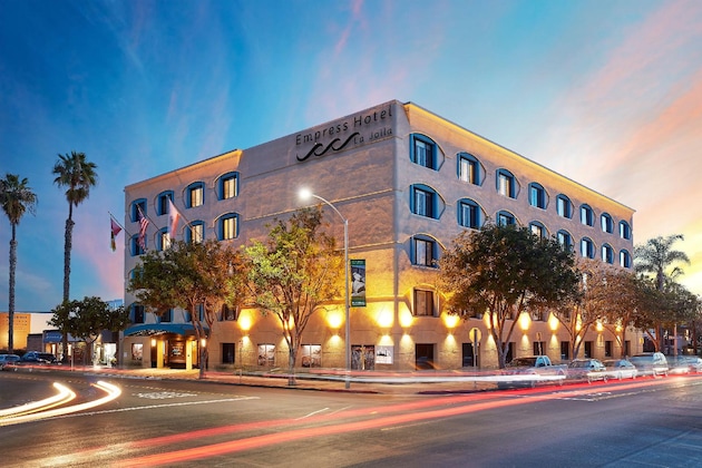 Gallery - Empress Hotel Of La Jolla