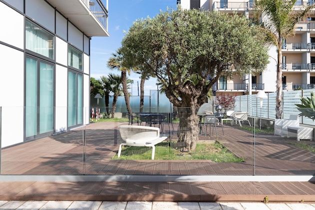 Gallery - B&B HOTEL Savona