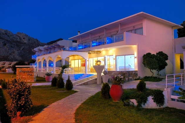 Gallery - Kolymbia Bay Art - Adults Only