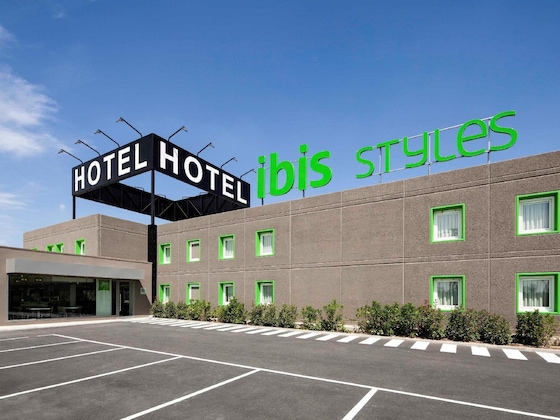 Gallery - Ibis Styles Lleida Torrefarrera