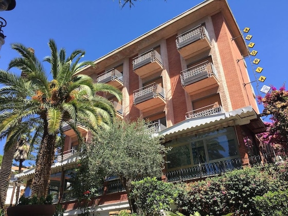 Gallery - Hotel Astoria