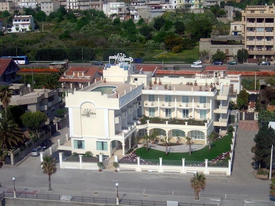 Gallery - Gardenia Hotel