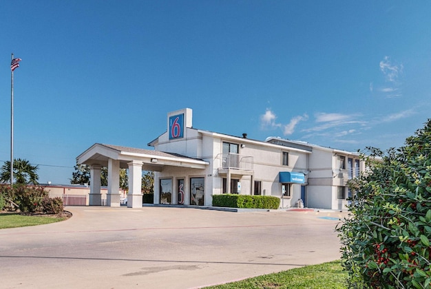 Gallery - Motel 6 Lancaster, Tx - Desoto - Lancaster