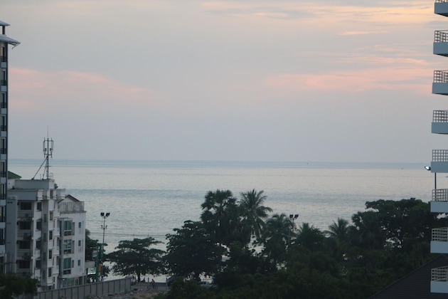 Gallery - The Regizt Hotel Pattaya